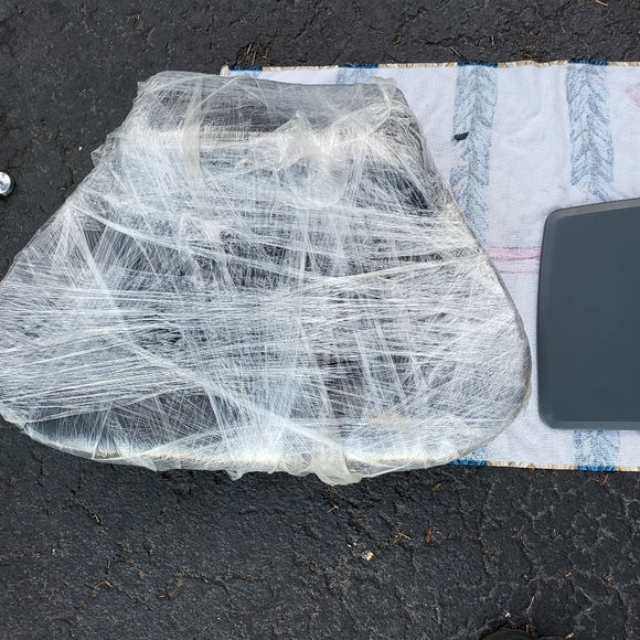 Altwork Station Flex With Advanced Monitor Arm MSRP Over $5500 - Picture 14 of 16